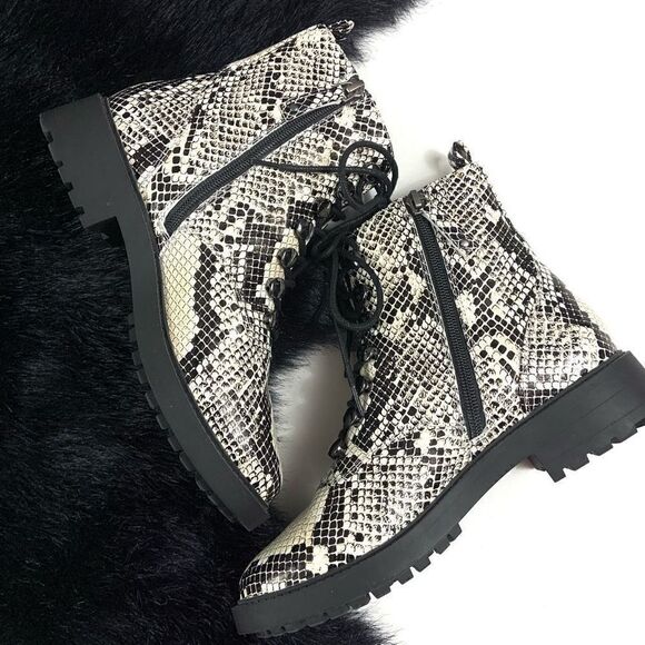 New✨ PAOLO Snakeskin Combat Lace-up Boots - Picture 3 of 9
